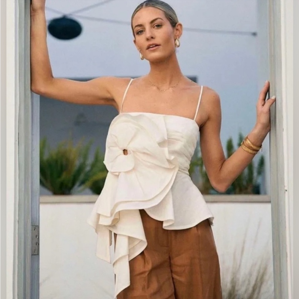 NWOT! Antonio Melani x M.G. Style Alys Linen Voluminous Flower Top Sz 2 - 2024